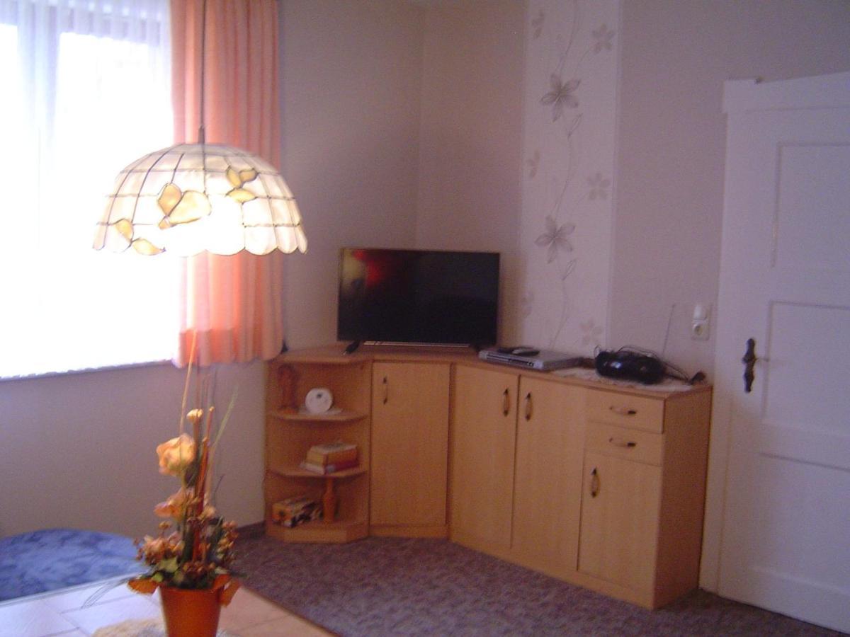 Ferienhaus Fam. Gottbehuet Oberweid Bagian luar foto
